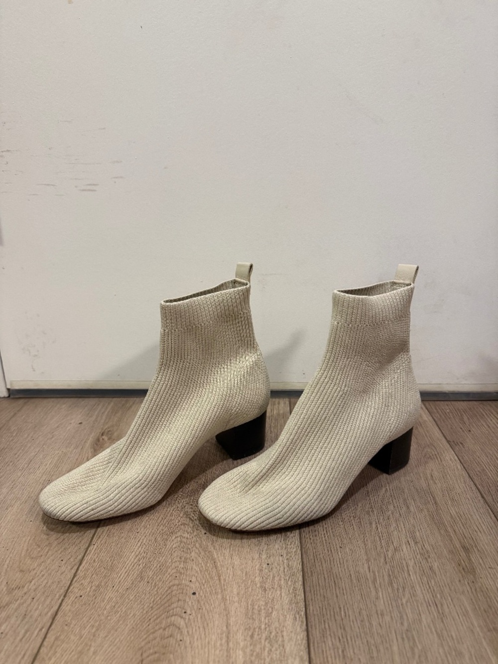 Everlane | Glove Boot | Cream/Ecru | Women's Size